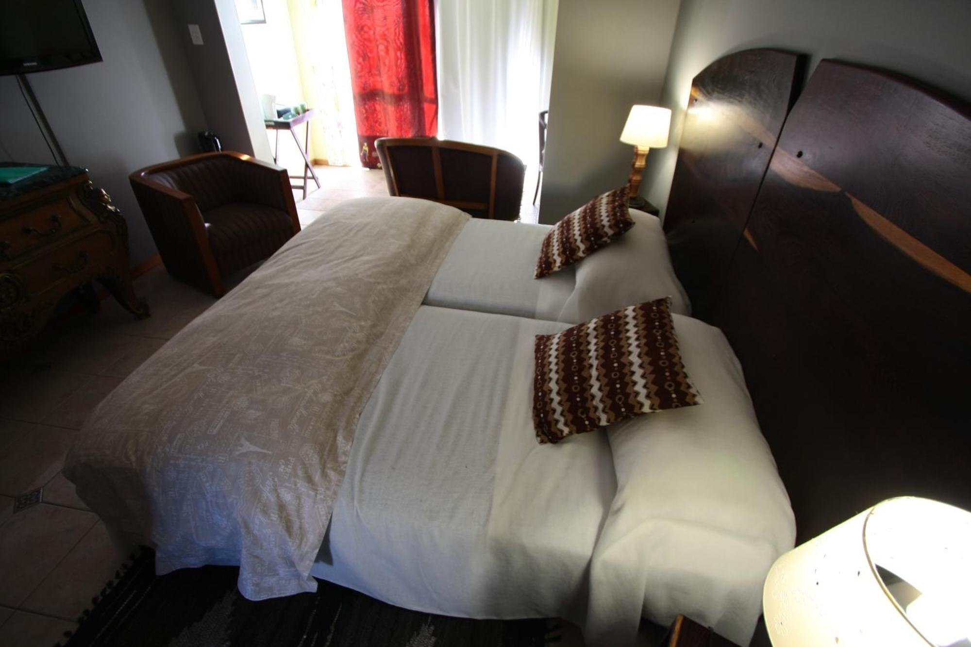 Lagoon Lodge Walvis Bay Bagian luar foto