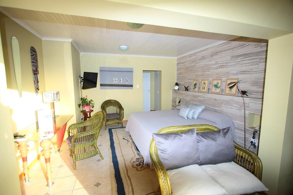 Lagoon Lodge Walvis Bay Bagian luar foto