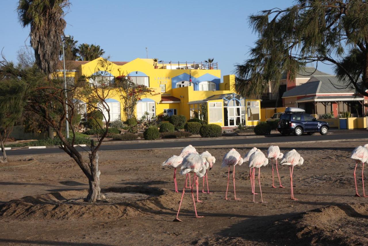 Lagoon Lodge Walvis Bay Bagian luar foto