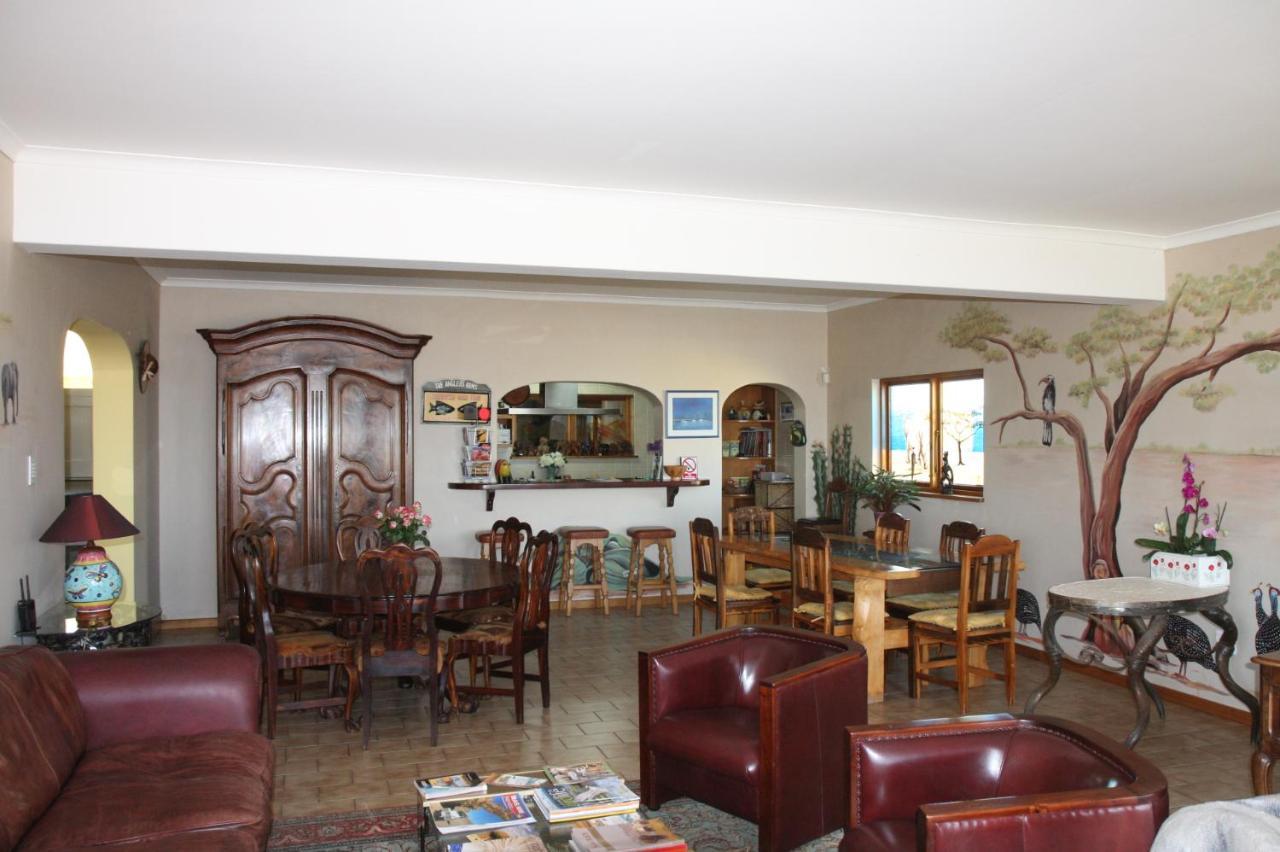 Lagoon Lodge Walvis Bay Bagian luar foto